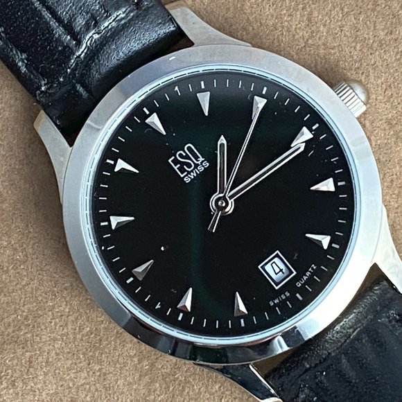 Vintage Movado ESQ Swiss Quality Watch Leather